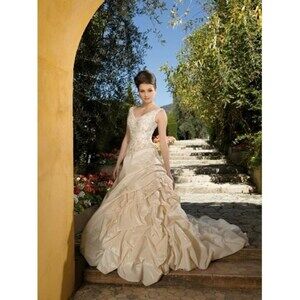 Exquisite Italian Couture Divina Sposa Miss Kelly Wedding Gown MK101-09